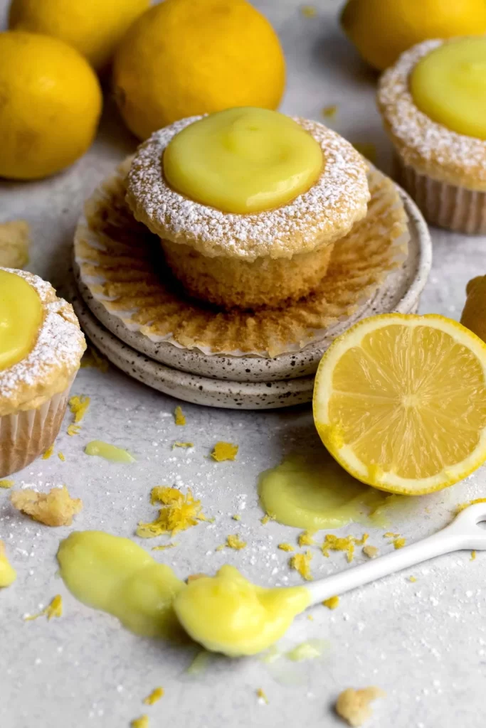 lemon cupcakes for summer dessert